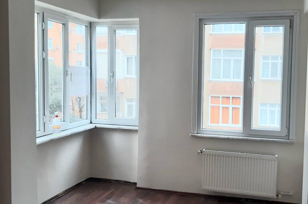 KADIKÖY KOZYATAĞINDA KİRALIK 2+1 DAİRE