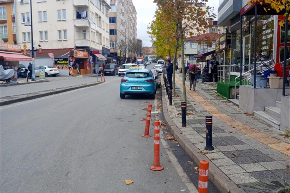 Doğanevler caddesi üzerinde kiralık dükkan 