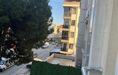 CEVİZLİ SARAYLAR CADDESİ’NDE GENİŞ KİRALIK 2 + 1