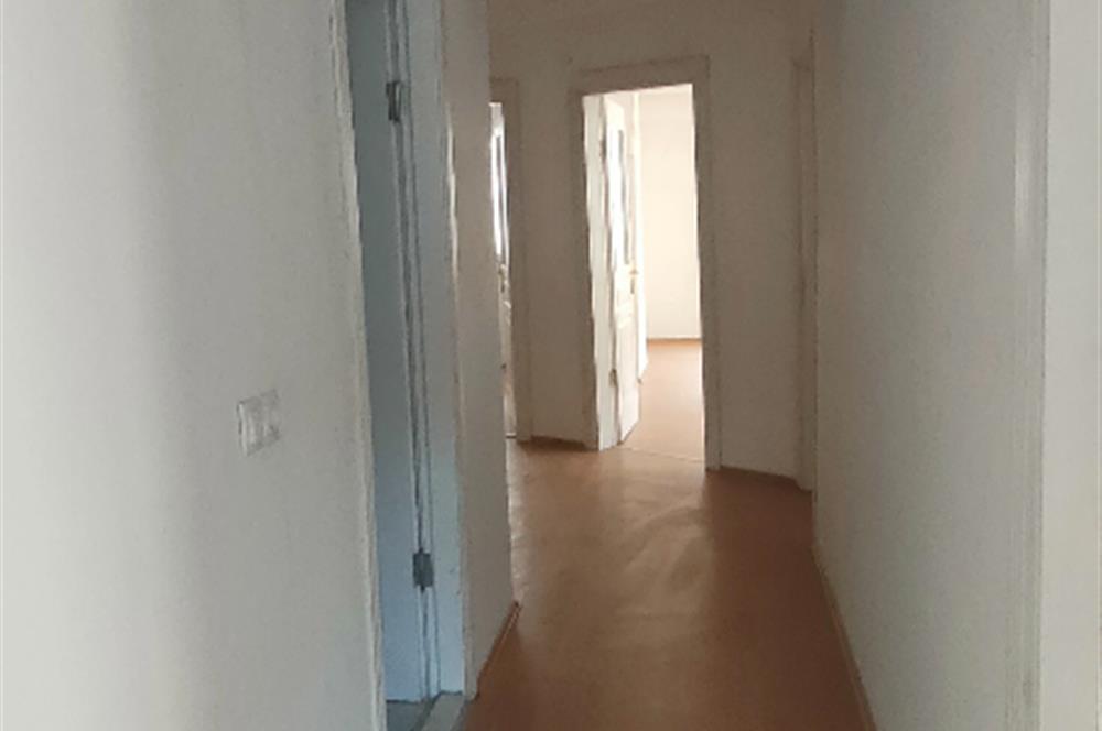 Balıkesir Edremit Atatürk Mh. 120 M2 3+1 Daire