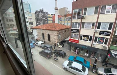 C21 BAL'DAN YEŞİLLİ CAMİİ KARŞISI ATALAR CD 3 KAT KİRALIK DÜKKAN