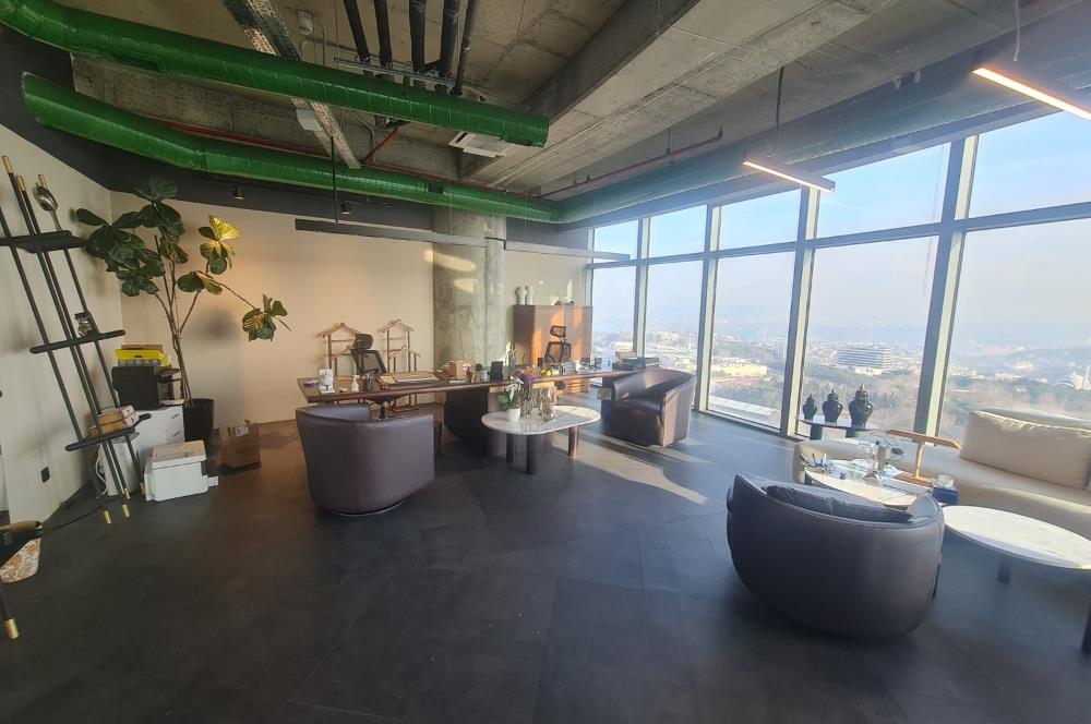 Maslak Kiralık Mobilyalı Ofis Spine Tower 600m2 Taşınmaya Hazır