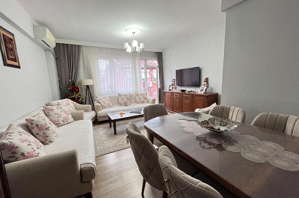 Kadıköy Hasanpaşa’da Merkezi Konumda, Kullanışlı Kat Planlı, 82m² Net Alana Sahip, 2+1 Tadilatlı ve Masrafsız Daire