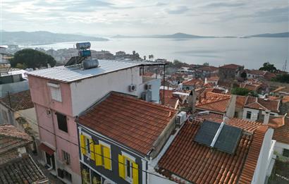 Ayvalık Sakarya'da Satılık 227 m² Geniş Bahçeli Ev ve Arsası