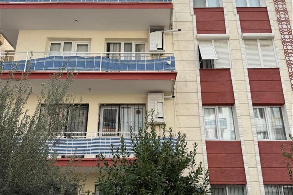 MENEMEN UĞUR MUMCU MAHALLESİNDE TADİLATLI SATILIK 3+1 DAİRE