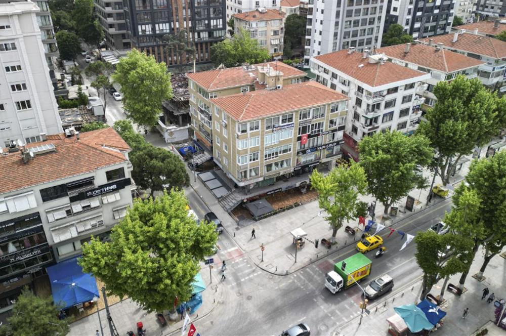 ŞAŞKINBAKKAL BAĞDAT CADDESİ ÜZERİ KÖŞE KONUMDA SATILIK DÜKKAN & MAĞAZA