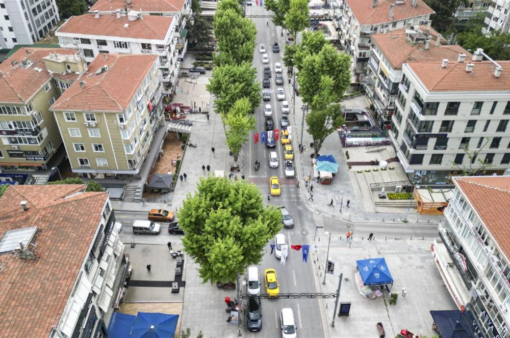 ŞAŞKINBAKKAL BAĞDAT CADDESİ ÜZERİ KÖŞE KONUMDA SATILIK DÜKKAN & MAĞAZA