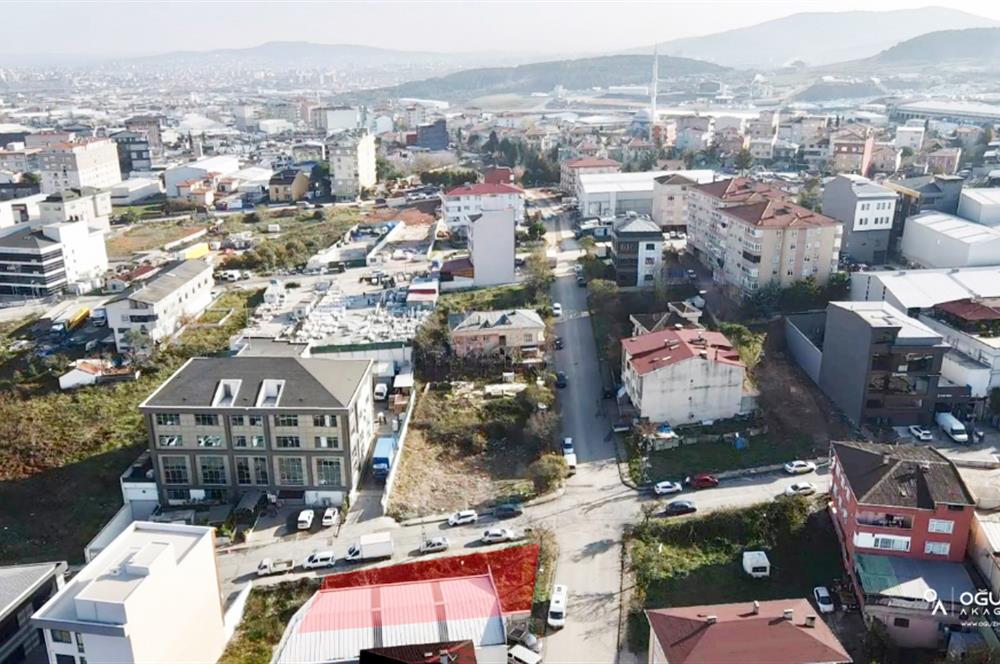 ATAŞEHİR, FERHATPAŞA' DA KÖŞE KONUM, KONUT İMARLI SATILIK ARSA