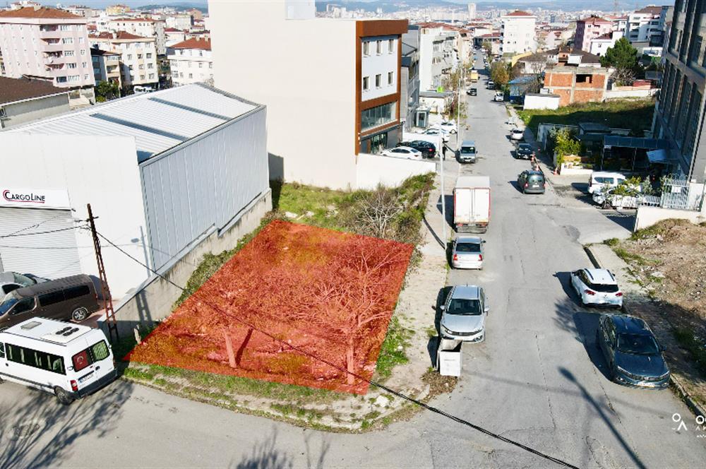 ATAŞEHİR, FERHATPAŞA' DA KÖŞE KONUM, KONUT İMARLI SATILIK ARSA