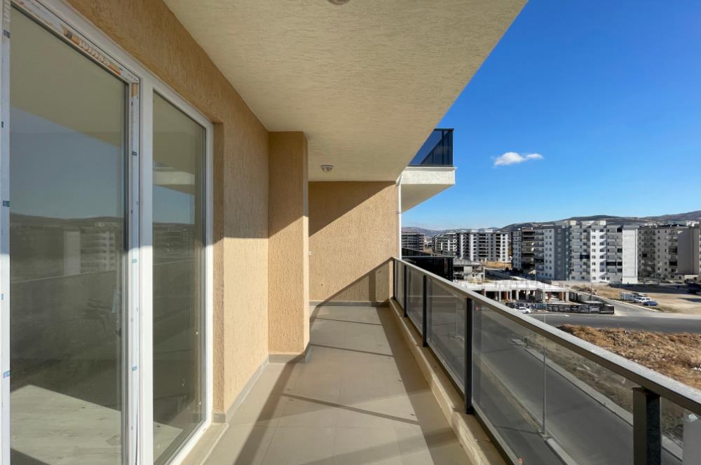 ÇANAKKALE MERKEZ İSMETPAŞA TEMEL CITY6' DA SATILIK 3+1 DAİRE