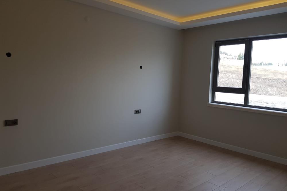 ESKİŞEHİR YOLUNA YAKIN FATİH SULTAN MAH. 200m² 4+1 SATILIK DAİRE