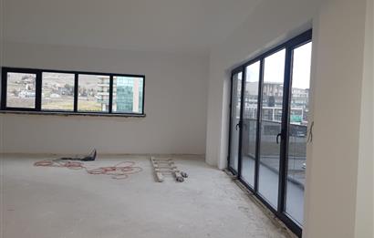 YAŞAMKENT'TE 200 m² KİRALIK İŞ YERİ/DÜKKAN