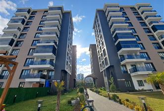 ŞEMİKLERDE HAVUZLU SİTEDE KİRALIK DAİRE