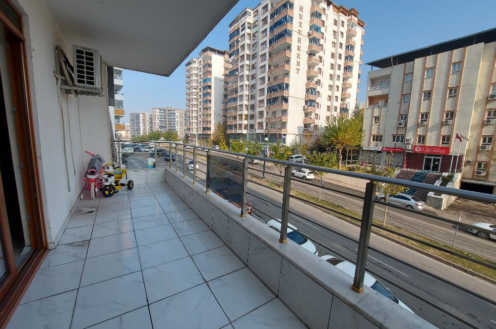 Novapark Sitesi Geniş Teraslı 1. Kat Daire 