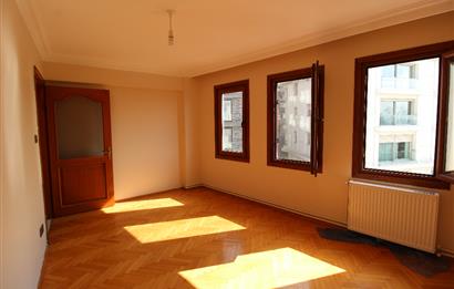 ÜSKÜDAR SALACAK MAHALLESİNDE BAKIMLI 2+1 KİRALIK DAİRE