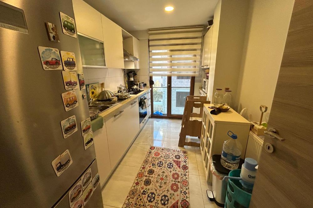 KADIKÖY FENERYOLUNDA BAĞDAT CAD. VE MARMARAYA YAKIN 3+1 DAİRE