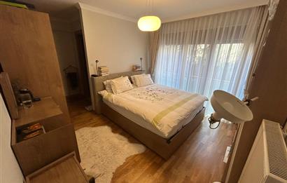 KADIKÖY FENERYOLUNDA BAĞDAT CAD. VE MARMARAYA YAKIN 3+1 DAİRE