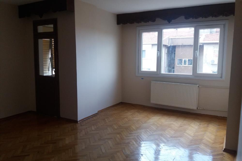 MÜTEVELLİ ÇEŞME CADDESİNDE SATILIK DAİRE 