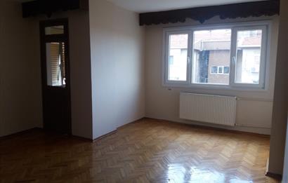 MÜTEVELLİ ÇEŞME CADDESİNDE SATILIK DAİRE 