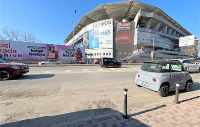 TÜLAY ÖZKÖK'TEN BAĞDAT CADDESİ GENÇ DEPOLU KÜÇÜK SATILIK DÜKKAN