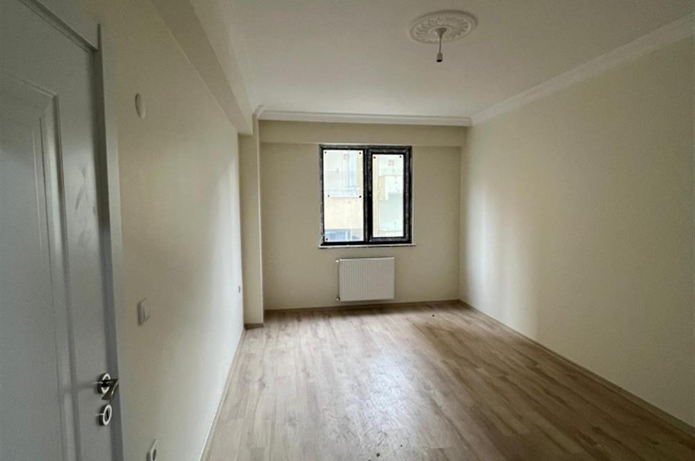 MERKEZİ LOKASYONDA SIFIR EBEVEYN BANYOLU 2+1 DAİRE