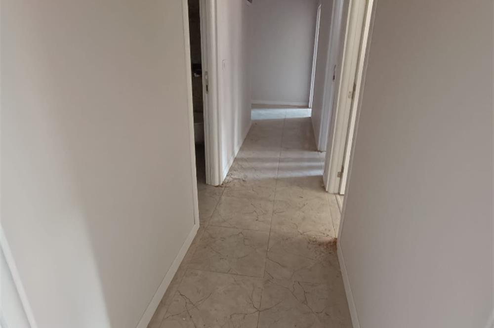 MERKEZİ LOKASYONDA SIFIR EBEVEYN BANYOLU 2+1 DAİRE