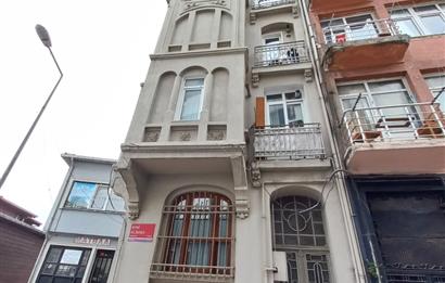 SÜLEYMAN CAN'DAN ŞİŞHANE METRODA DENİZ MANZARALI SATILIK DAİRE