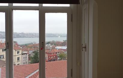 SÜLEYMAN CAN'DAN ŞİŞHANE METRODA DENİZ MANZARALI SATILIK DAİRE