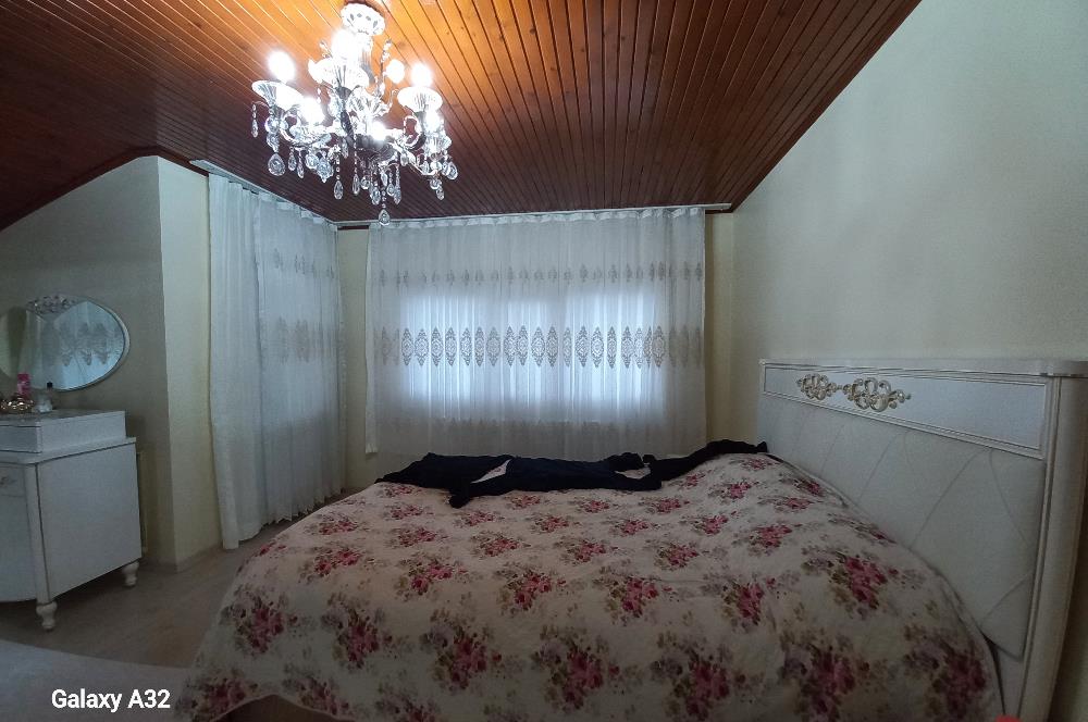 BEYKOZ DA MASRAFSIZ HARIKA KONUM 10+4 BAHCE ICINDE IKIZ VILLA