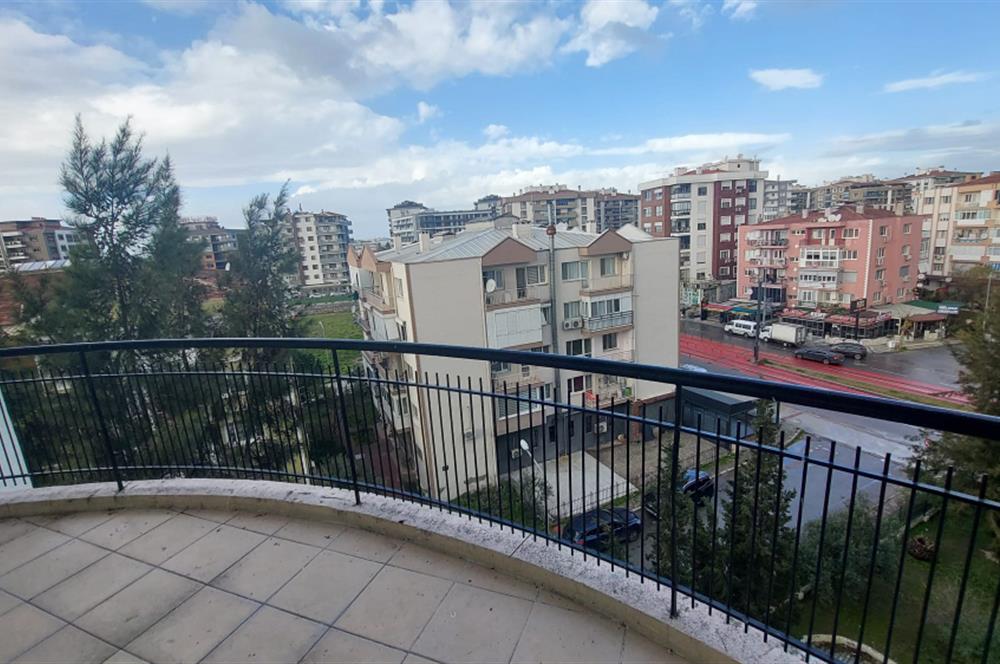 Çiğli Ataşehir Pelit Sitesi 3+1 Geniş Satılık Daire