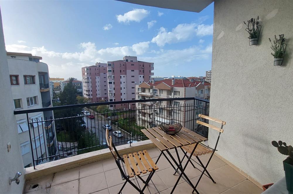 Çiğli Ataşehir Pelit Sitesi 3+1 Geniş Satılık Daire