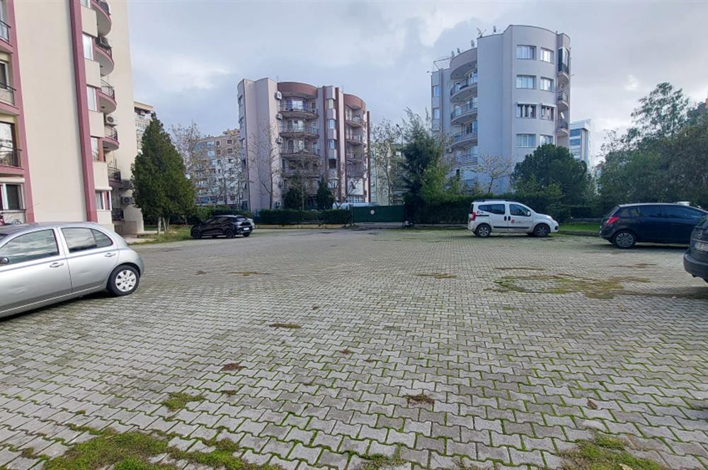 Çiğli Ataşehir Pelit Sitesi 3+1 Geniş Satılık Daire