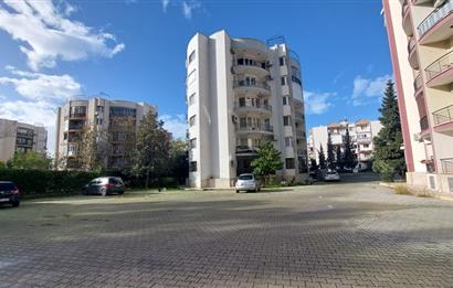 Çiğli Ataşehir Pelit Sitesi 3+1 Geniş Satılık Daire