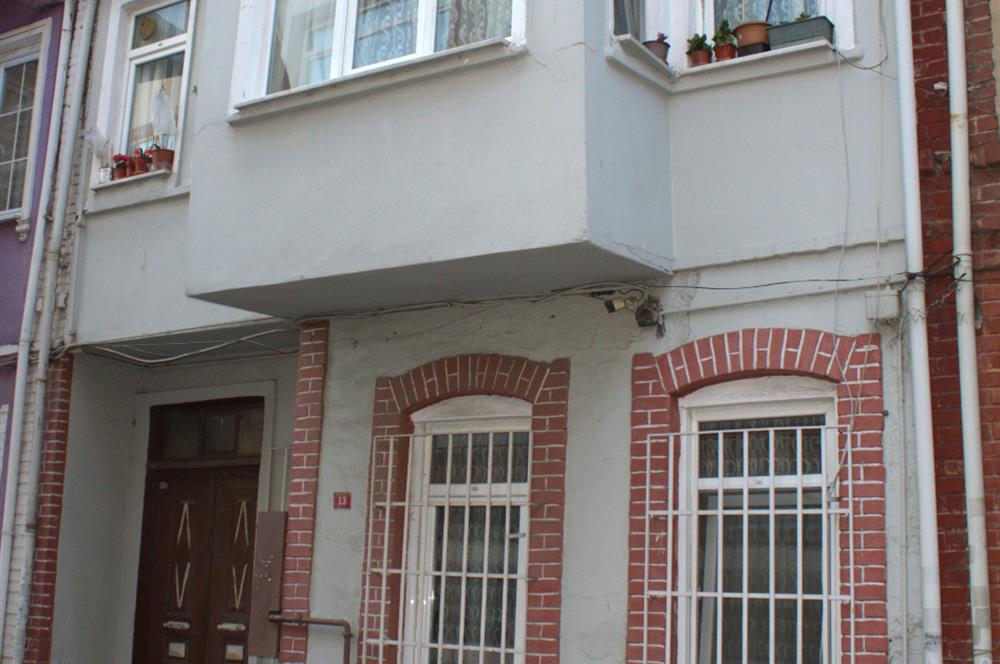 Eyüp'te 3 katlı Müstakil Ev