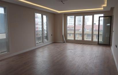 TUZLA MERKEZDE YENİ SİTE İÇİNDE YÜZME HAVUZLU SIFIR DAİRE