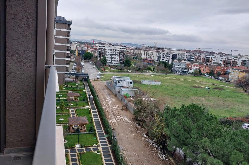 TUZLA MERKEZDE YENİ SİTE İÇİNDE YÜZME HAVUZLU SIFIR DAİRE