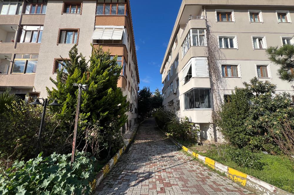 ÜSKÜDAR BULGURLU MAHALLESİ CUMHURİYET SİTESİNDE 3+1 SATILIK DAİRE