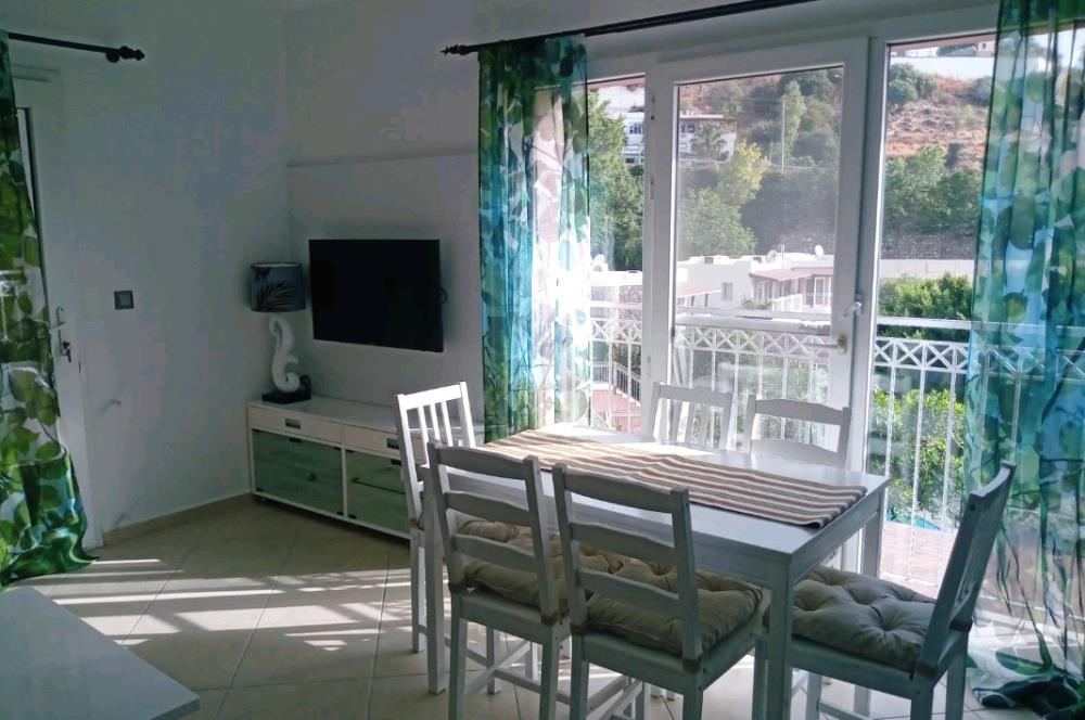 Bodrum Ortakent'te Siteiçi,2+1 Eşyalı Dubleks Villa