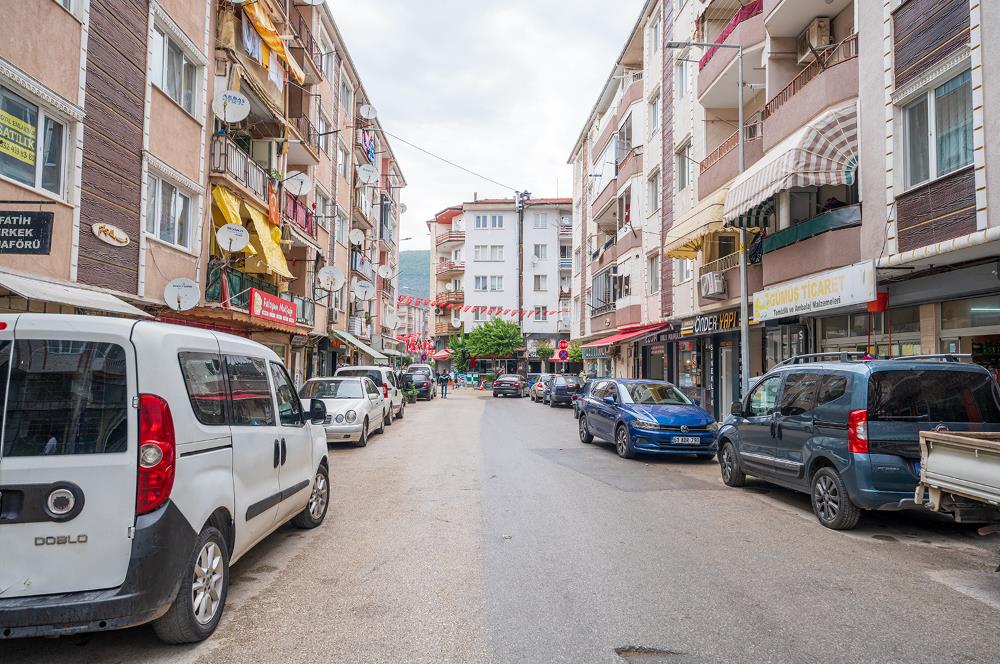 C21 Cius Cadde ve Okul Civari Satılık Arakat Daire