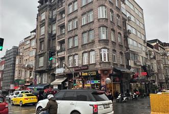 BEYOĞLU TARLABAŞI CADDESİ ÜZERİNDE 10 M2 SATILIK İŞYERİ(BOŞ)