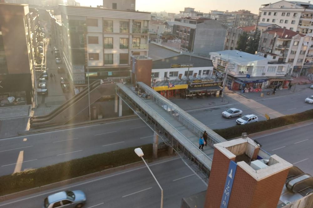 Çiğli Anadolu Caddesi'nde Satılık 3+1 Daire