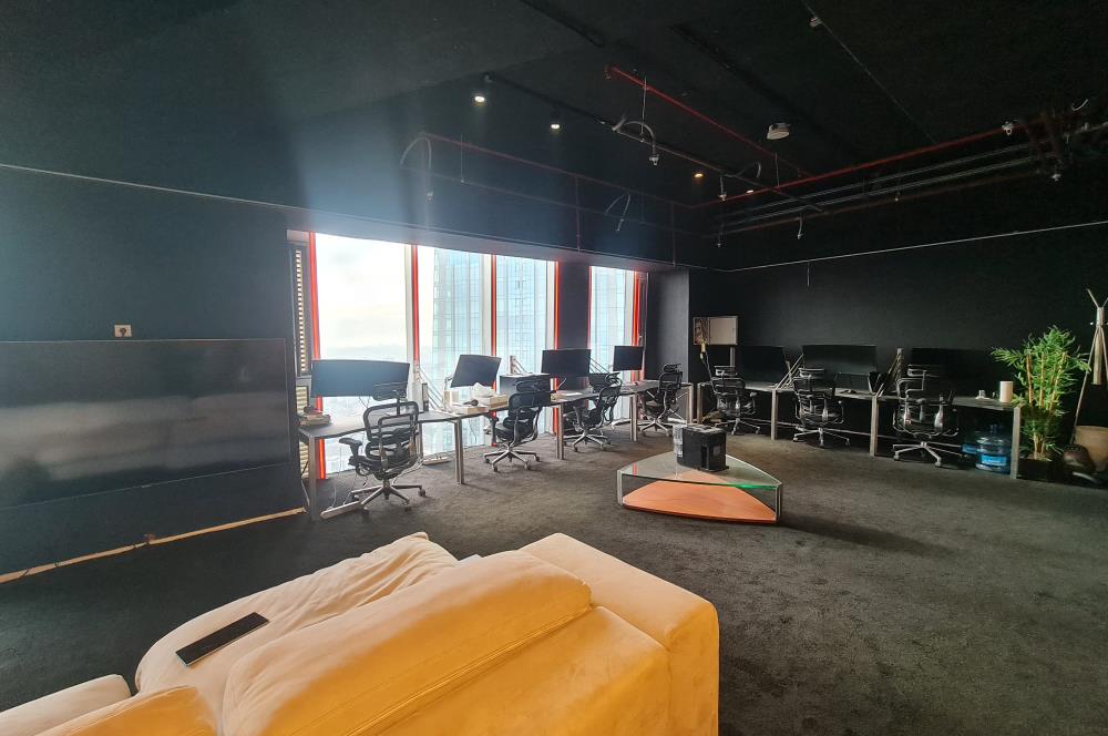 Skyland Kiralık Ofis 36.Kat 126m2 Dekorasyonlu Vadistanbul Seba