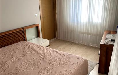 izmir Karşıyaka Şemikler Mahallesinde  Satılık Daire 2+1 Daire