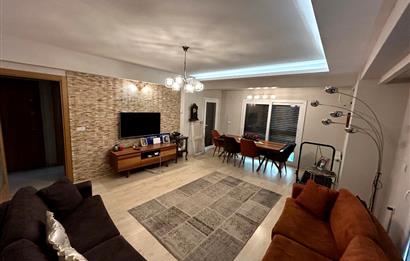 izmir Karşıyaka Şemikler Mahallesinde  Satılık Daire 2+1 Daire