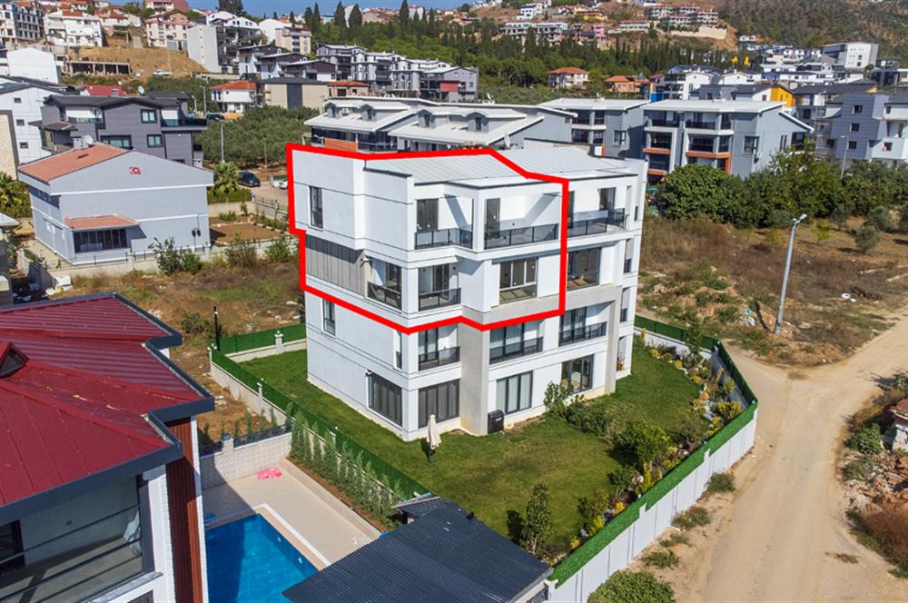 C21 Cius; Umurbey No 10 Sitesinde 170 M2 Özel Yapım Çatı Dubleks