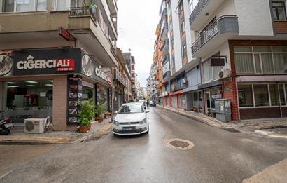 C21 Cius; Şehrin merkezinde sahile yakın 2+1 Eşyalı