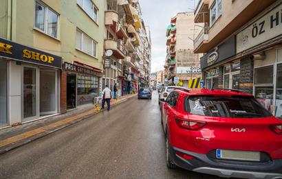 C21 Cius; Şehrin merkezinde sahile yakın 2+1 Eşyalı