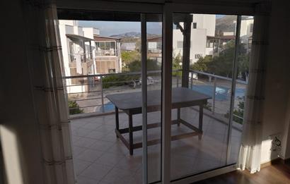 Bodrum-Turgutreis Bahçelievlerde site içerisinde havuzlu üst dubleks satılk daire