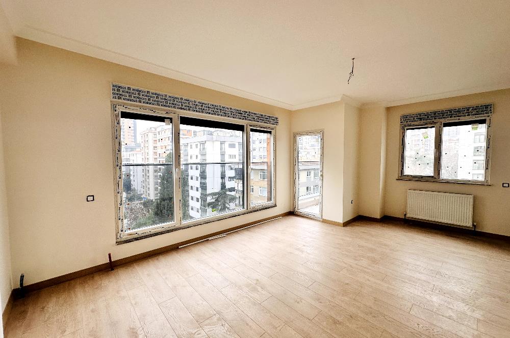 GÖZTEPE BAHARİYELİ SOKAKTA BAĞDAT CADDESİNE 500 METRE 2+1 SATILIK DAİRE