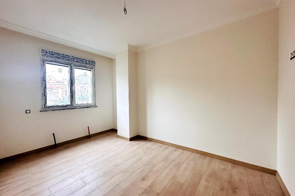 GÖZTEPE BAHARİYELİ SOKAKTA BAĞDAT CADDESİNE 500 METRE 2+1 SATILIK DAİRE